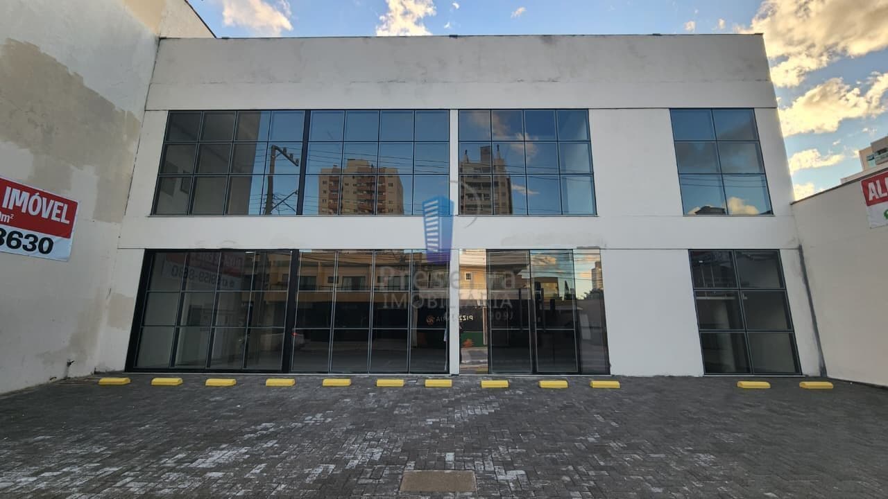 Sala comercial com 800 m² no Vila Operária
