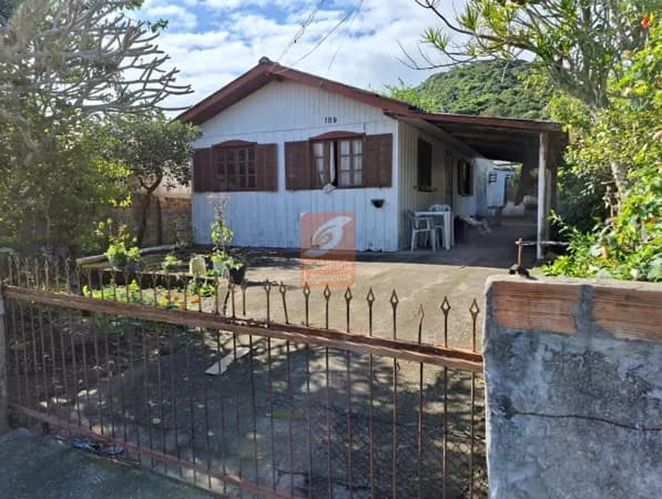 Casa em Laguna - Passagem da Barra