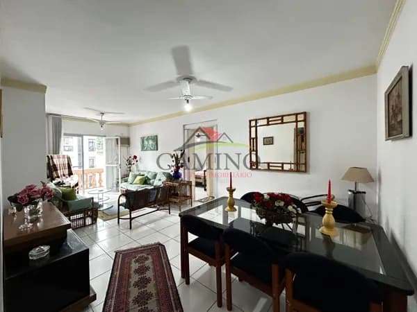 🔥 APARTAMENTO NA ENSEADA 2 DORMITÓRIOS – PRÓXIMO À PRAIA!