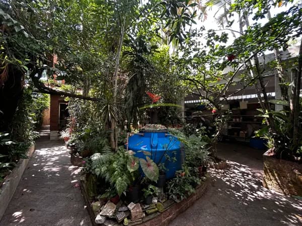 Casa assobradada + edícula na Enseada - Guaruja - SP