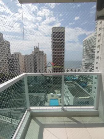 Apartamento à Venda nas Astúrias – 2 Dormitórios – 1 Quadra da Praia localizado no bairro Praia das Astúrias, no Guarujá, a apenas 1 quadra da praia.