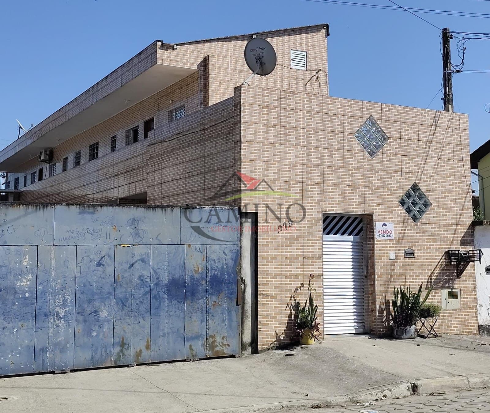 CASA COM 4 IMÓVEIS INVESTIMENTO