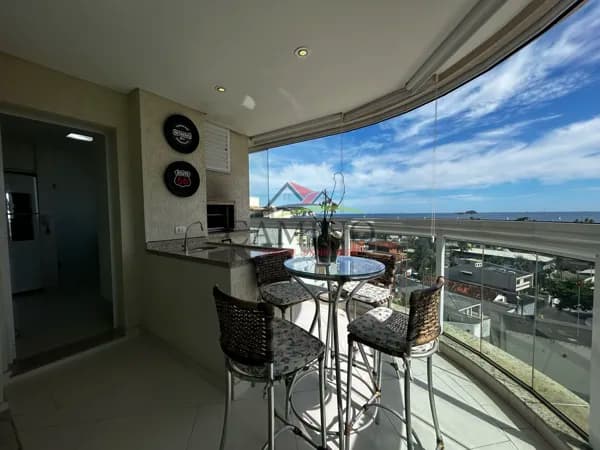 Apartamento com 3 suítes à venda, 100 m², vista total para o mar, próximo da praia da enseada