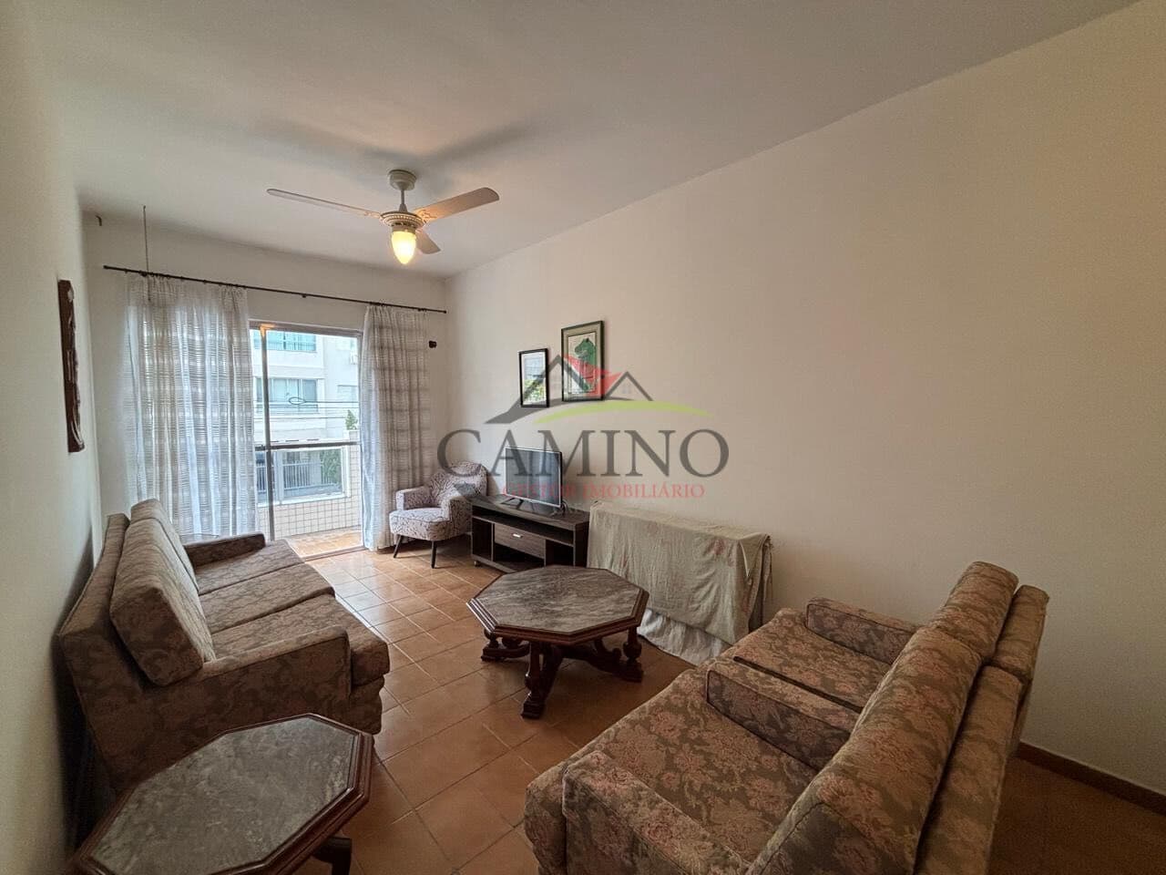 Apartamento à venda com 02 dormitórios com 97 m² a 400 m da praia das Astúrias, Guarujá/SP.