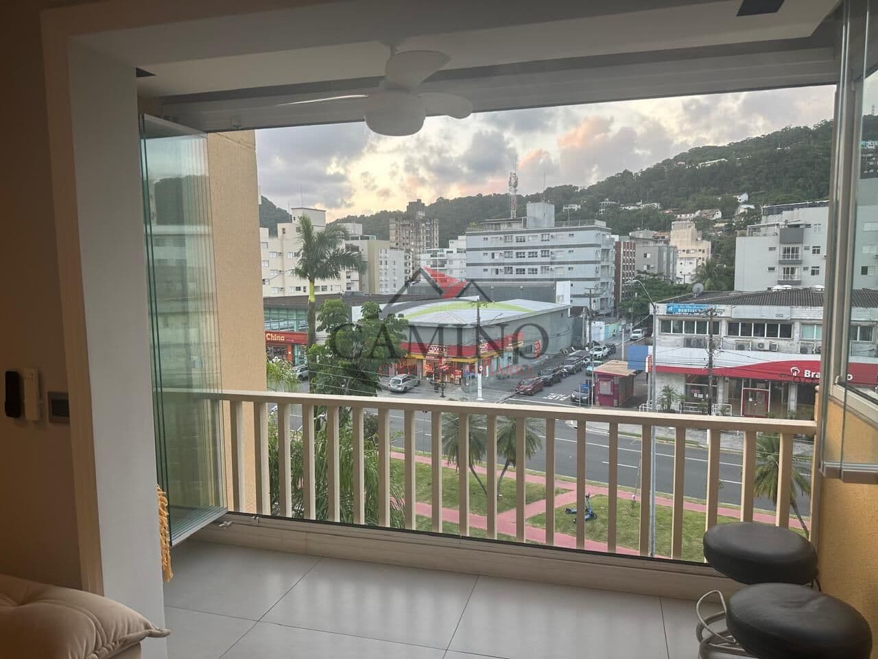 Apartamento Mobiliado à Venda – 3 Dormitórios | Localização Privilegiada