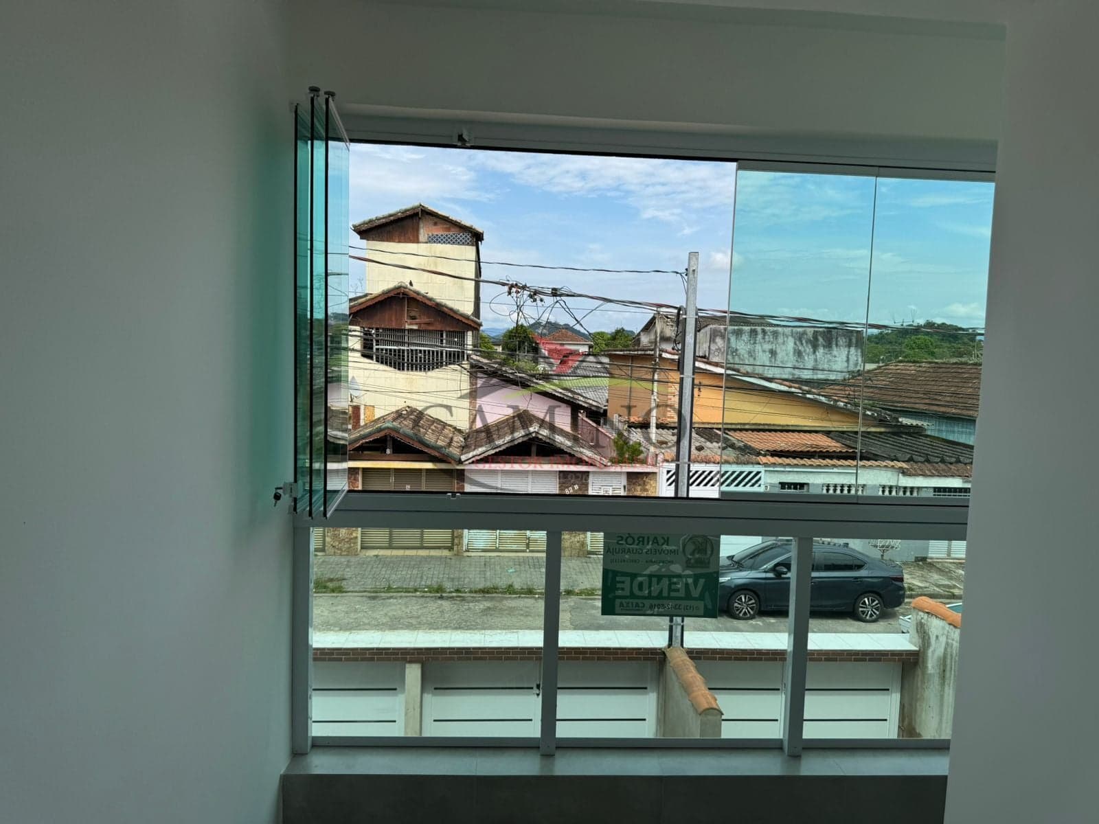 Casa sobreposta Alta com suíte
