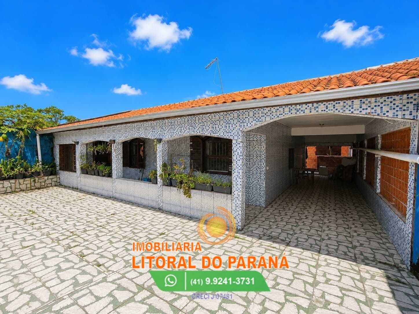 Casa 03 dormitórios - Praia de Leste - Pontal do Paraná!