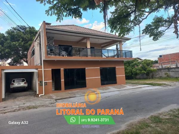 Sobrado 3 Dormitórios com Ponto Comercial