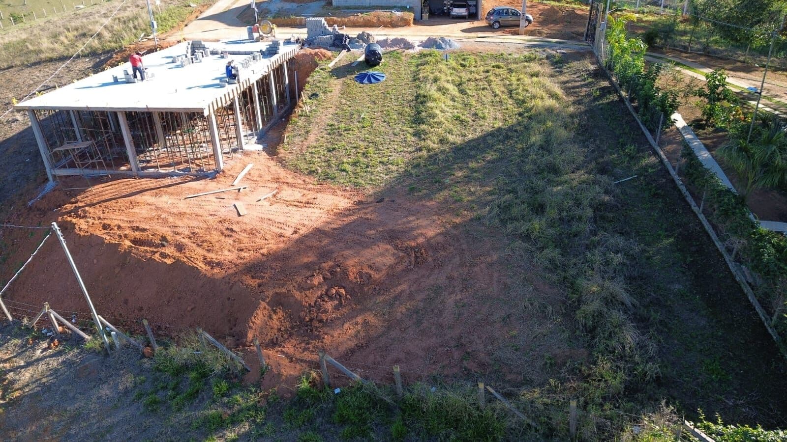 Terreno em condomínio no Bairro Campestrinho - Divinolândia/SP