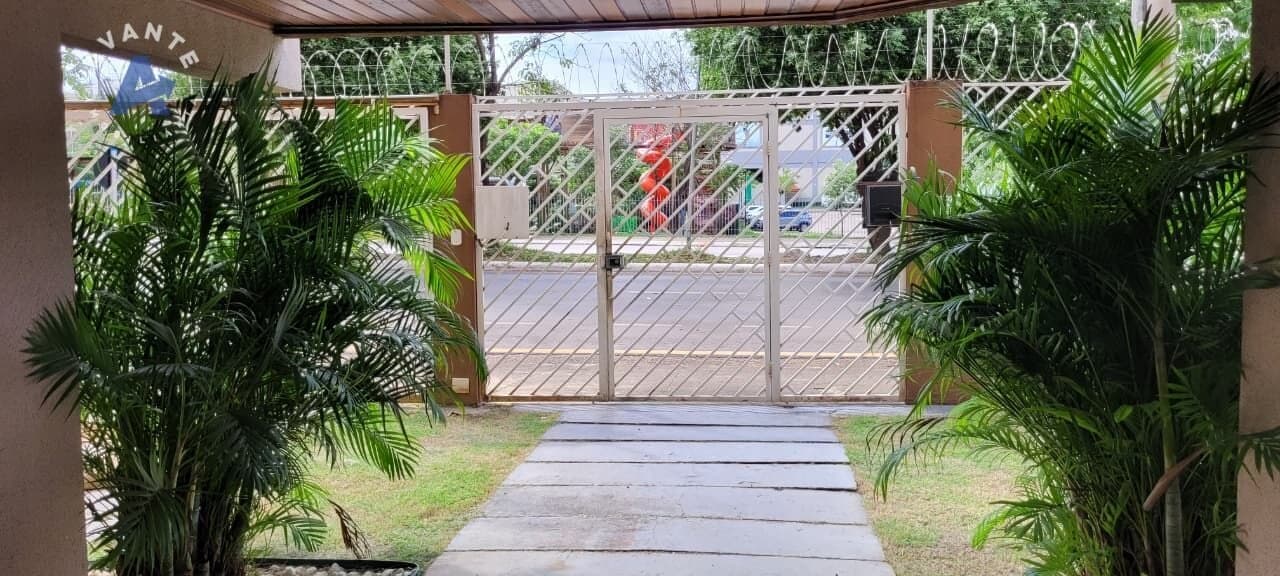 APARTAMENTO À VENDA / ALUGUEL | EM FRENTE AO SHOPPING | 99m² | 2 VAGAS COBERTAS