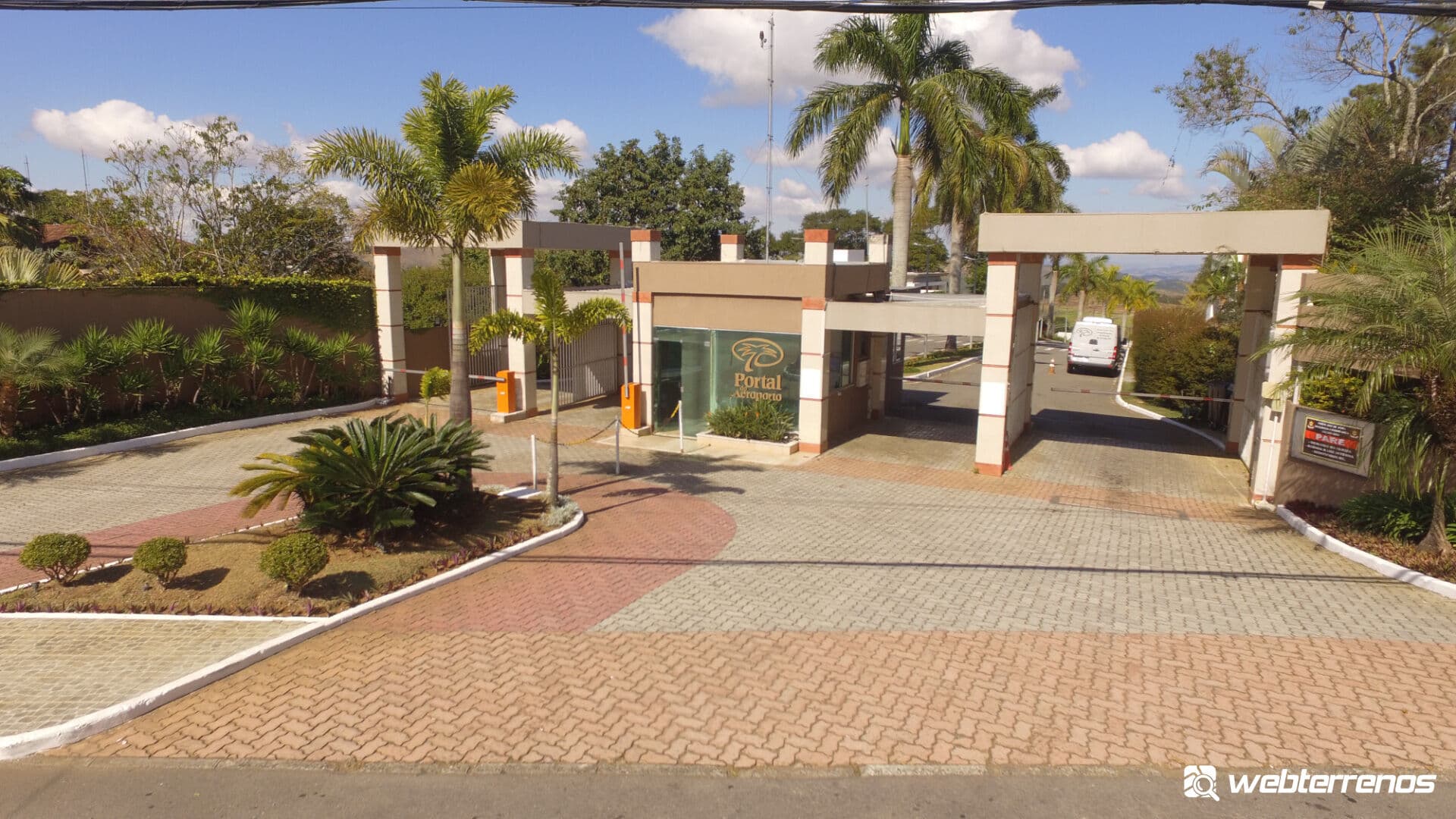 Terreno à venda, 732 m² por R$ 280.000,00 - Portal do Aeroporto - Juiz de Fora/MG