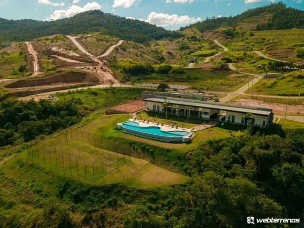 Lote à venda com 400m² no Condomínio Reserva Ecoville - Matias Barbosa - MG