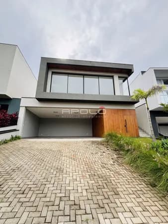 Casa em Bragança Paulista - Condomínio Vale das Águas