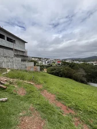 Lote/Terreno em Bragança Paulista - Condomínio Vale das Águas