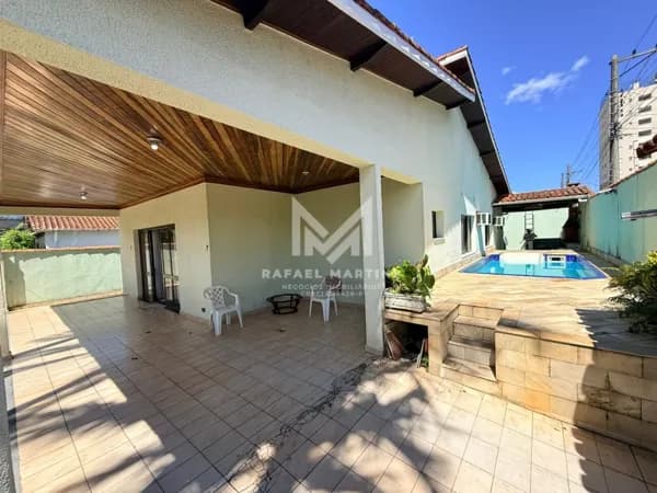 🏡✨ CASA DE ESQUINA À VENDA NO INDAIÁ – CARAGUATATUBA! ✨