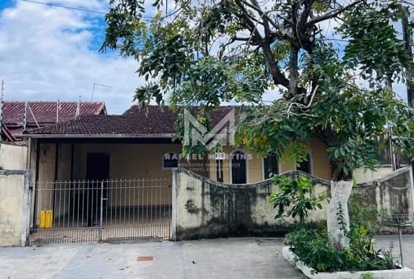 🏡 Casa à Venda – Bairro Poiares, Caraguatatuba/SP