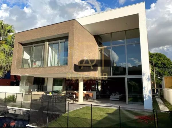 Casa com 5 Suítes para alugar, 535m2 no Alphaville 2 - Barueri/SP