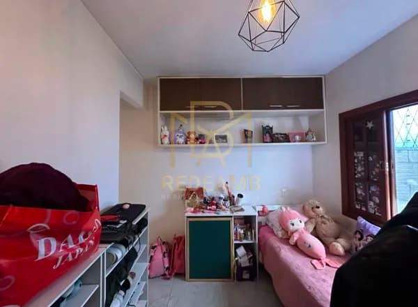 Casa à Venda no Condomínio Quatro Estações em Barueri | 2 Dormitórios e 1 Suíte