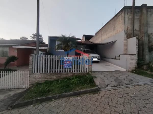 Casa de Condomínio em Campo Largo - Conjunto Águas Claras