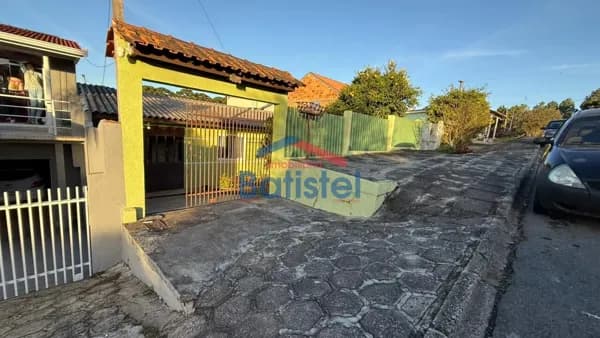 Casa em Campo Largo - Jardim Social