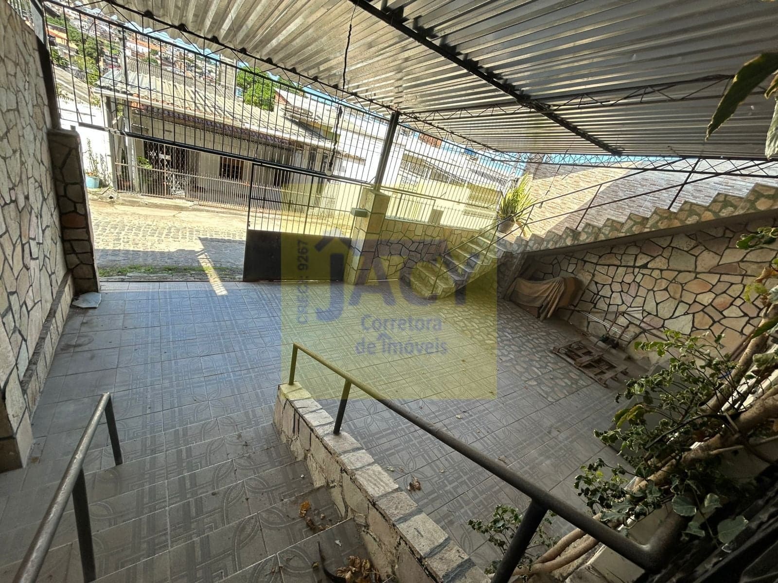 Casa em Ouro Preto Olinda, 6Qts, 4WC, 2ST, Varanda, 2vgs px. Atacadão