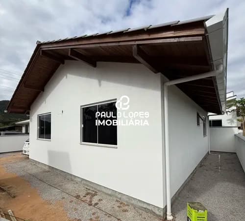 CAPRICHO! Casa nova 2 quartos em Paulo Lopes - 57m² - Areias