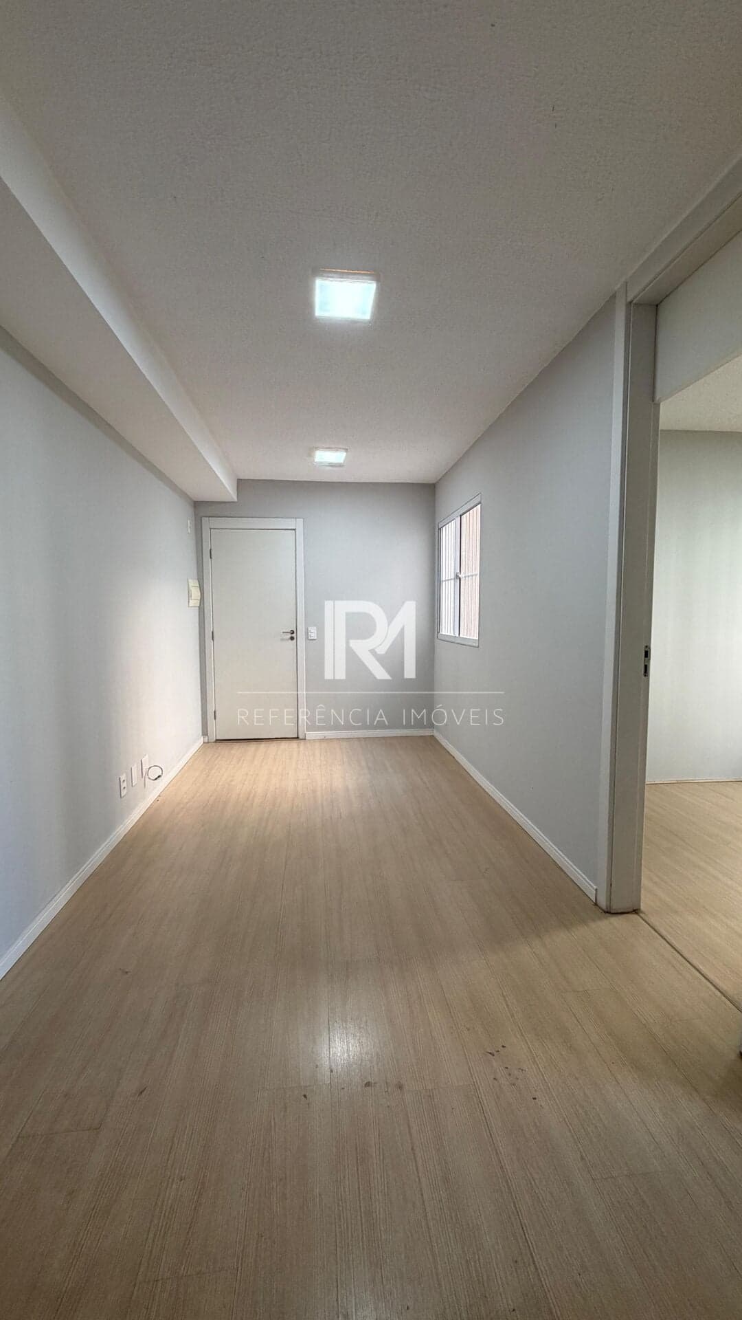 APARTAMENTO À VENDA | COMPLETO DE BONSUCESSO | 44 m²