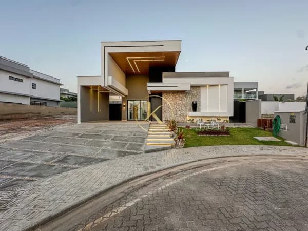 Casa de Condomínio em Eusébio - Urucunema