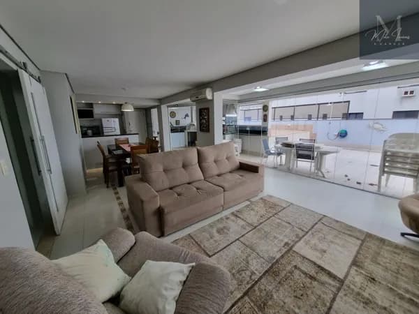 Cobertura. Penthouse.