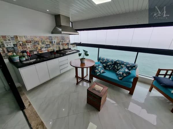 Frente mar. Vista panorâmica. Varanda gourmet. Lazer completo.