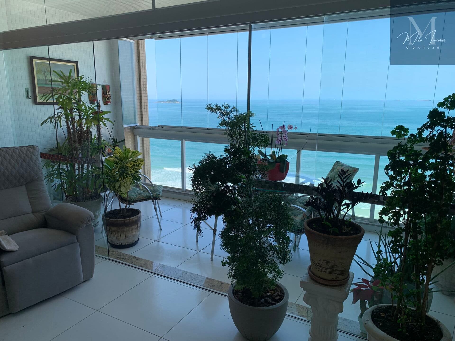 Apartamento em Guarujá - Pitangueiras