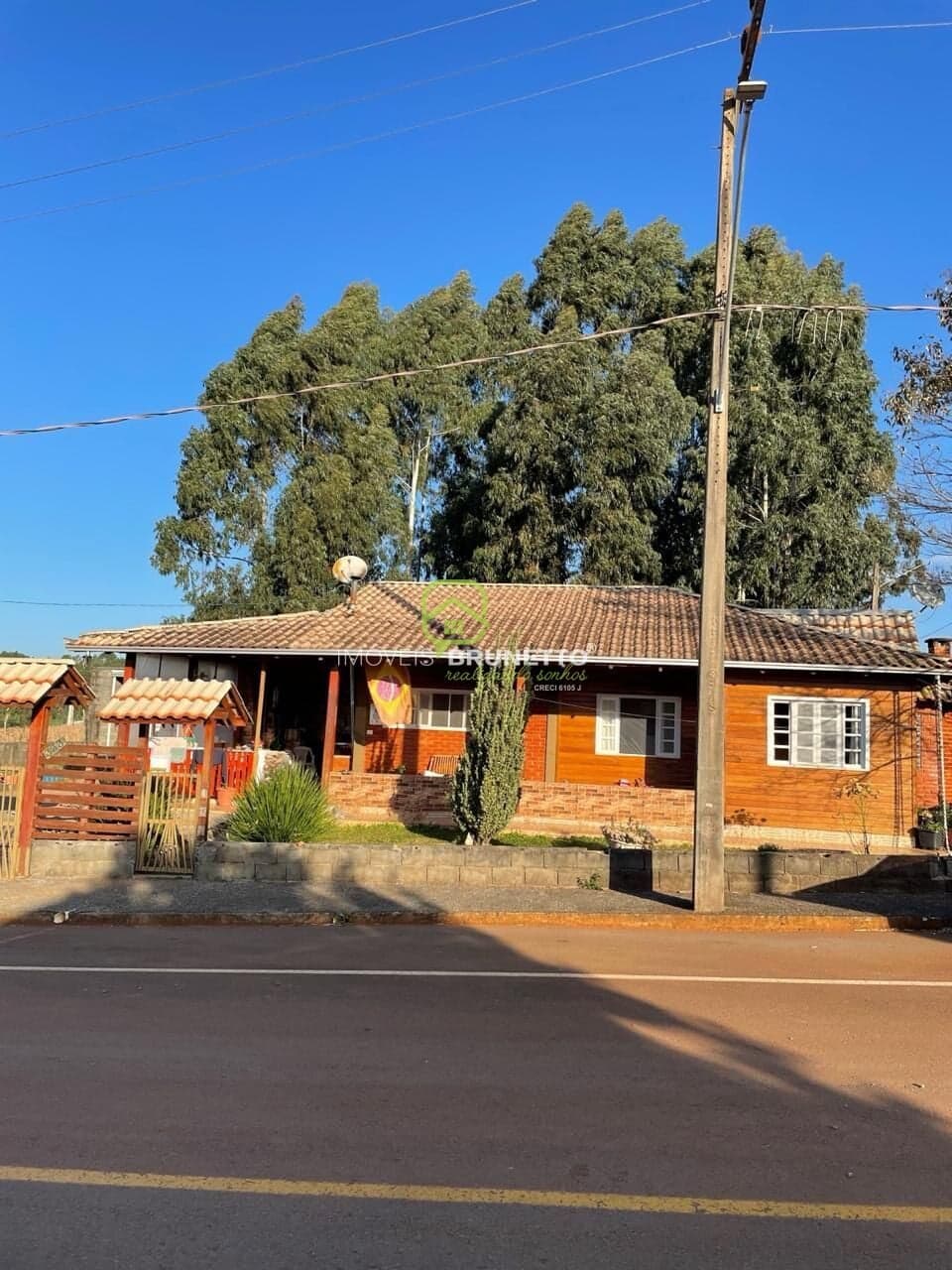 LINDA CASA NO POENTE DO SOL EM CAPINZAL/SC