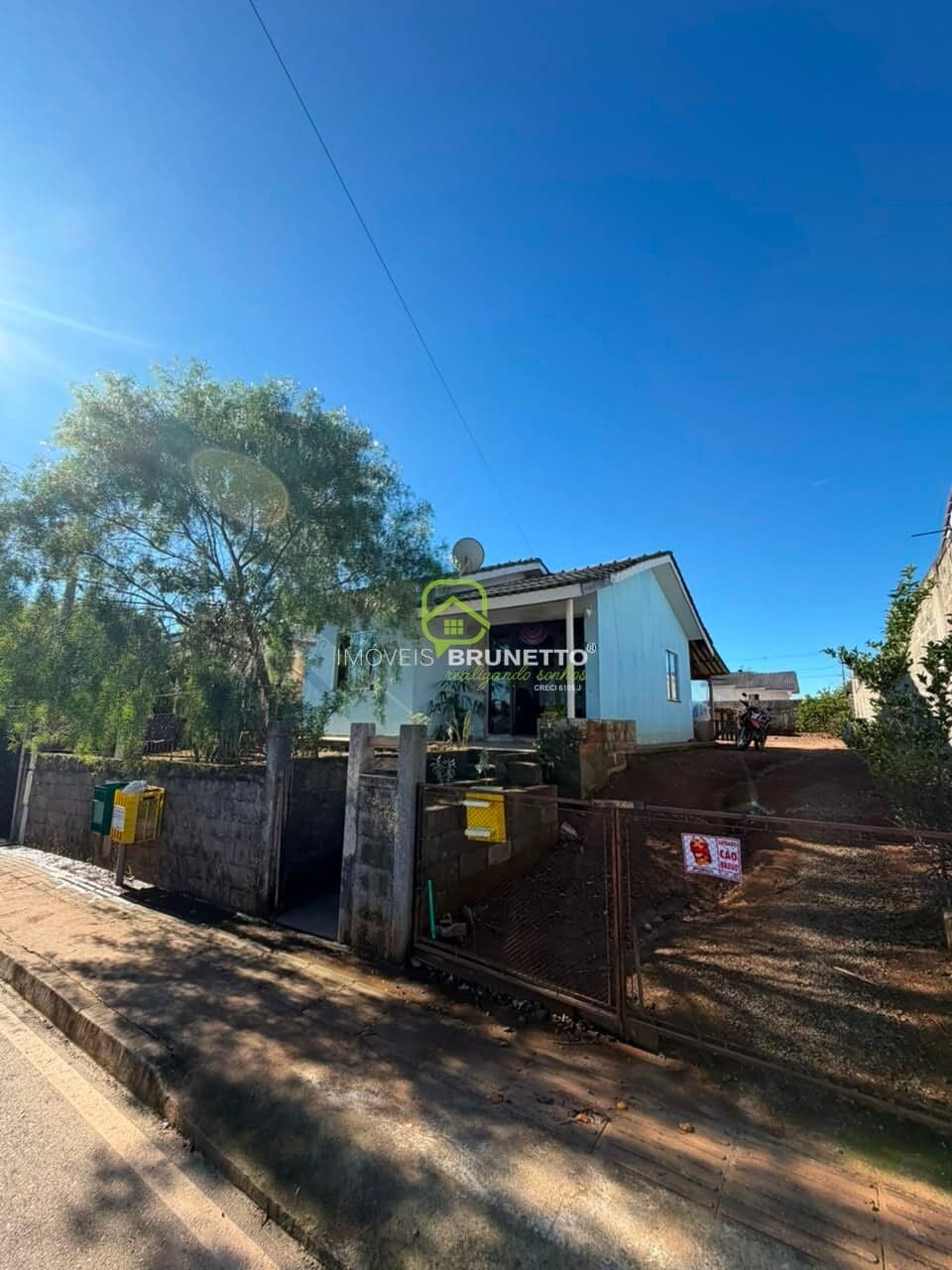 CASA COM 3 DORMITÓRIOS EM CAPINZAL/SC