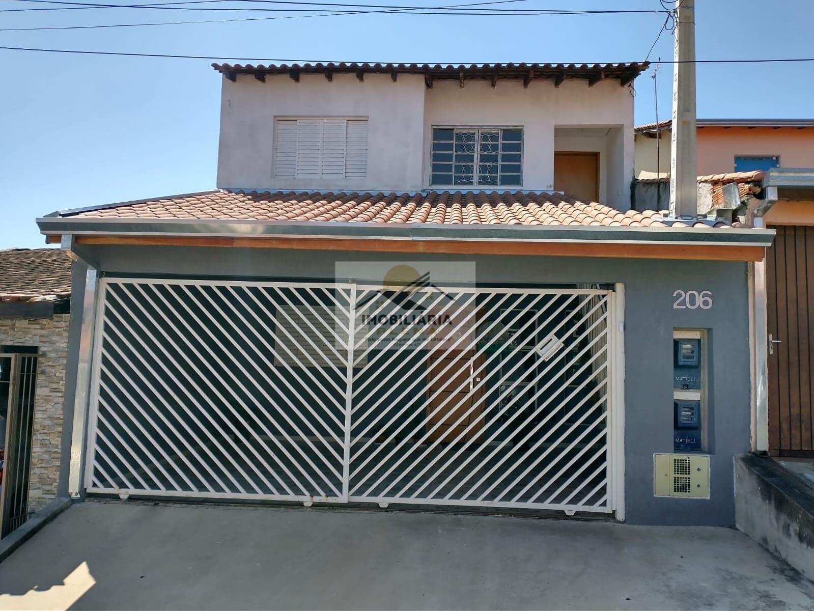 Sobrado com 4 Dotmitórios no São Guilherme 2