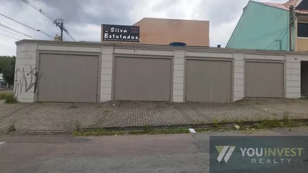 Imóvel misto Residencial / Comercial - 4 lojas e 2 aptos - Bairro Sitio Cercado