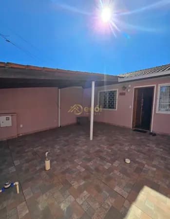 Casa Em excelente localização em Campo Largo - JD Esmeralda