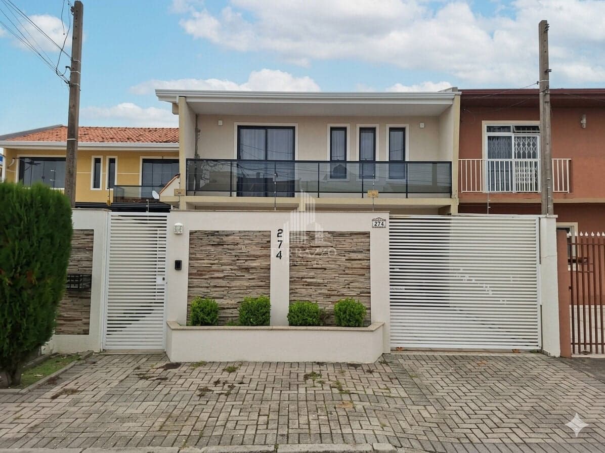 Sobrado em Curitiba - Sítio Cercado