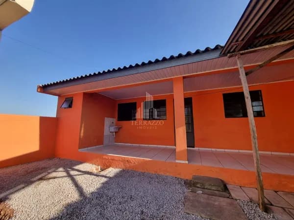 Excelente Oportunidade! Terreno com duas casas -Bairro Academia- São Jose dos Pinhais- Pr