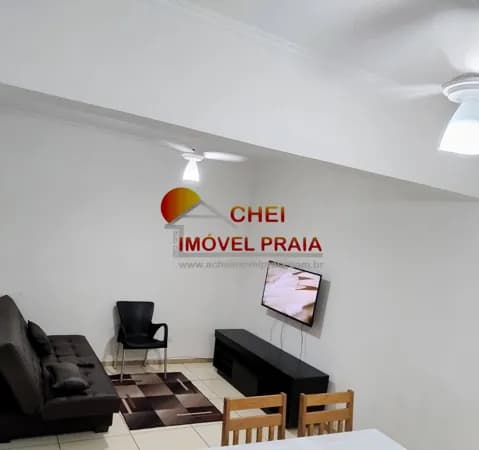 Apartamento mobiliado na quadra do mar