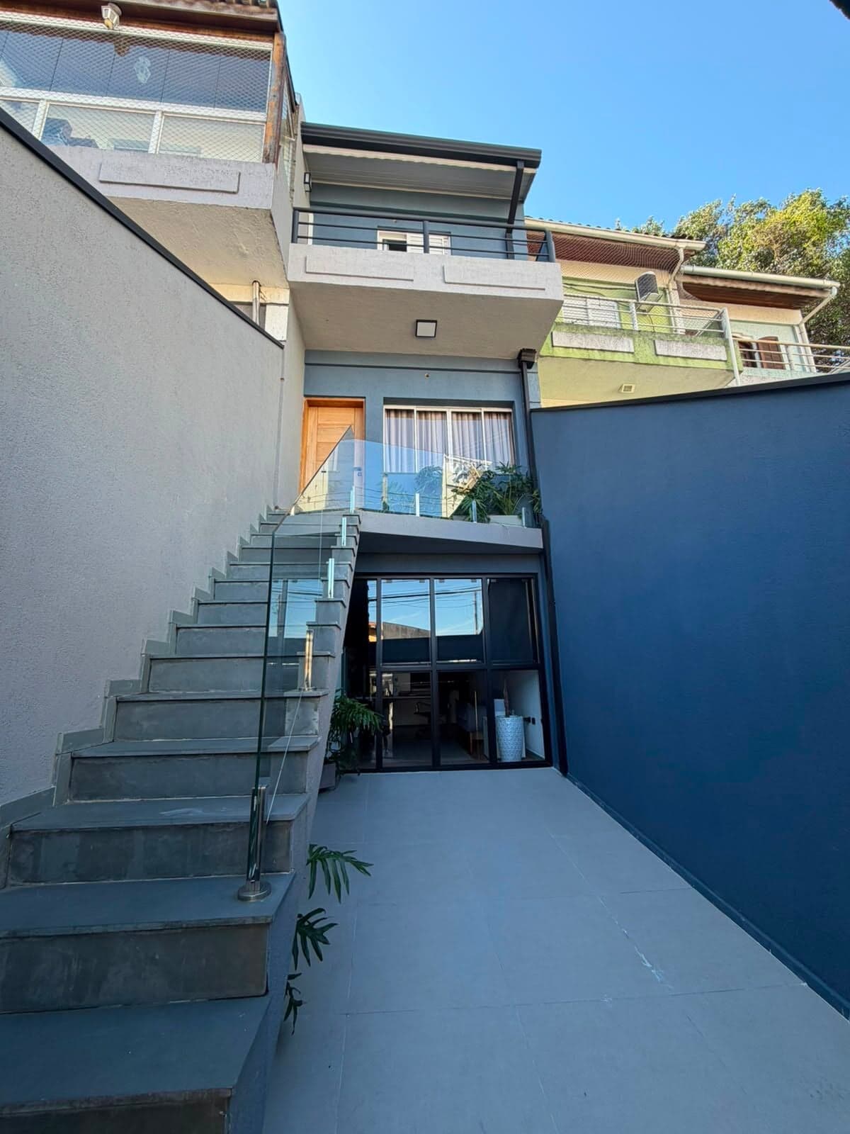 Vendo Lindo Sobrado Vila Romero/ Decorado Com Móveis Planejados/ Aceita Financiamento