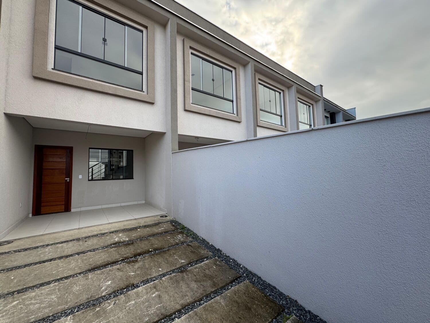 Casa - Pronto para morar - Geminado no Costa e Silva