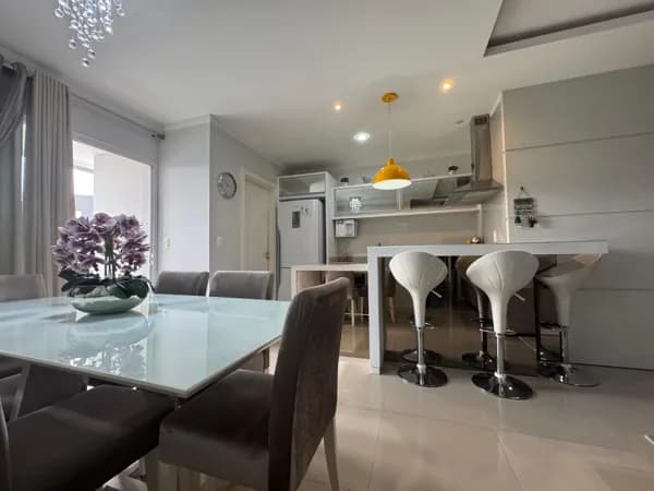 Apartamento no Saguaçu