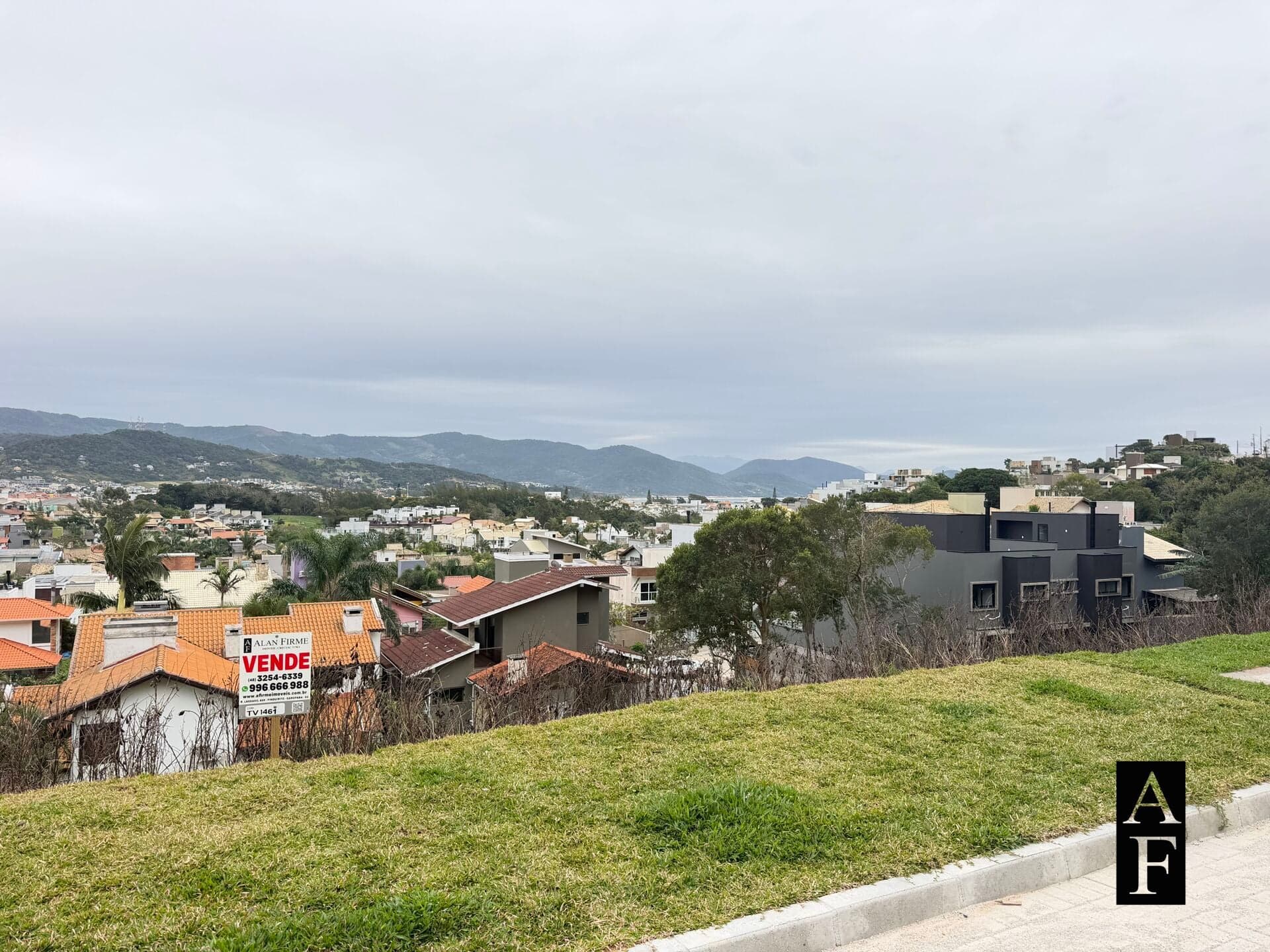 Lote/Terreno em Garopaba - Centro