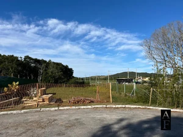 Terreno a Venda no Rosa Internacional