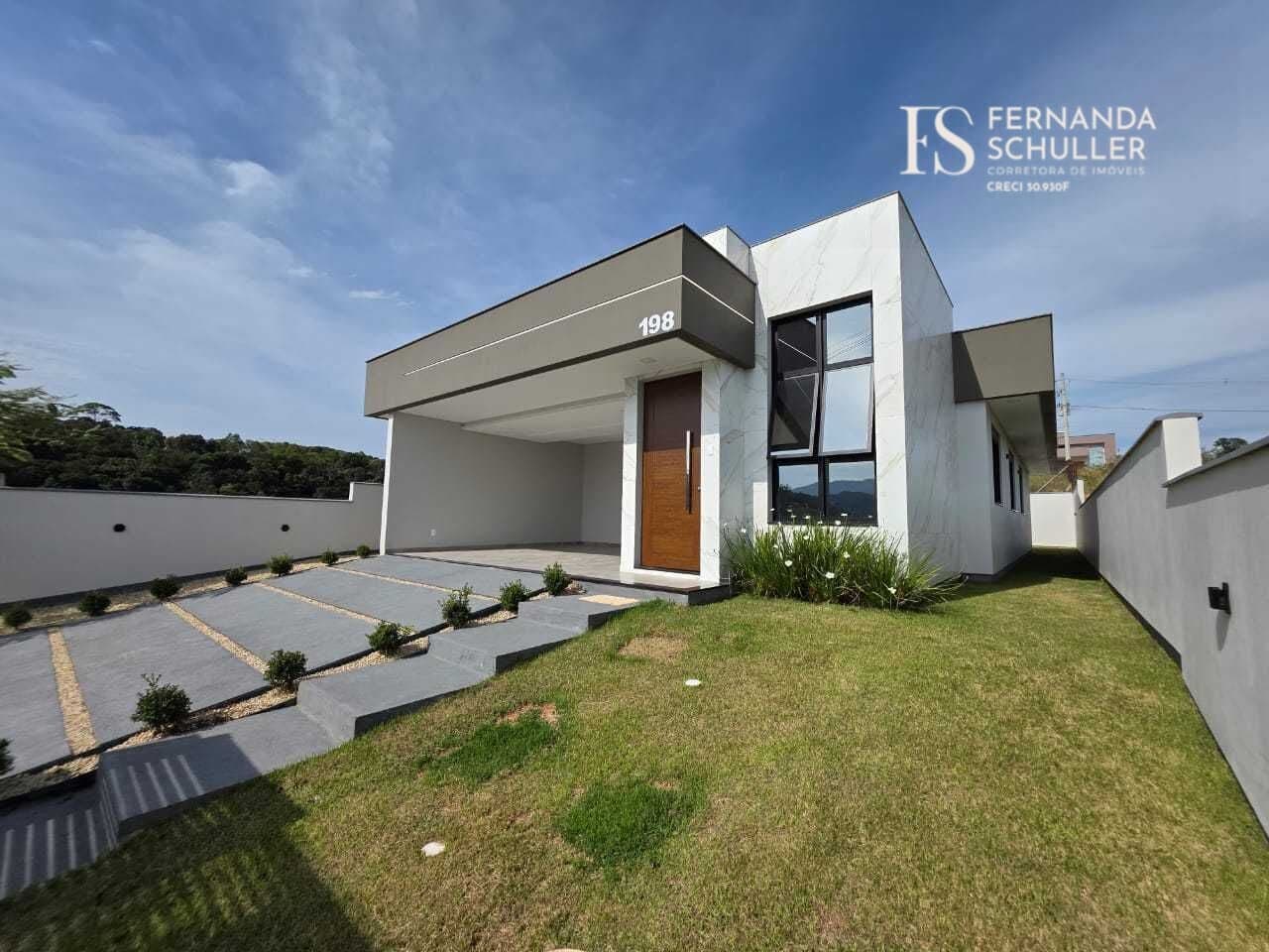 Casa em Antônio Carlos - Centro