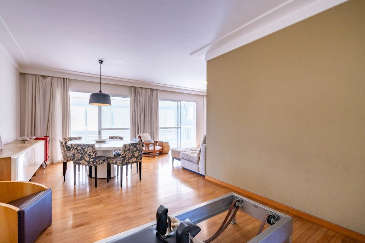 Apartamento à venda no bairro Alto da Lapa em São Paulo/SP