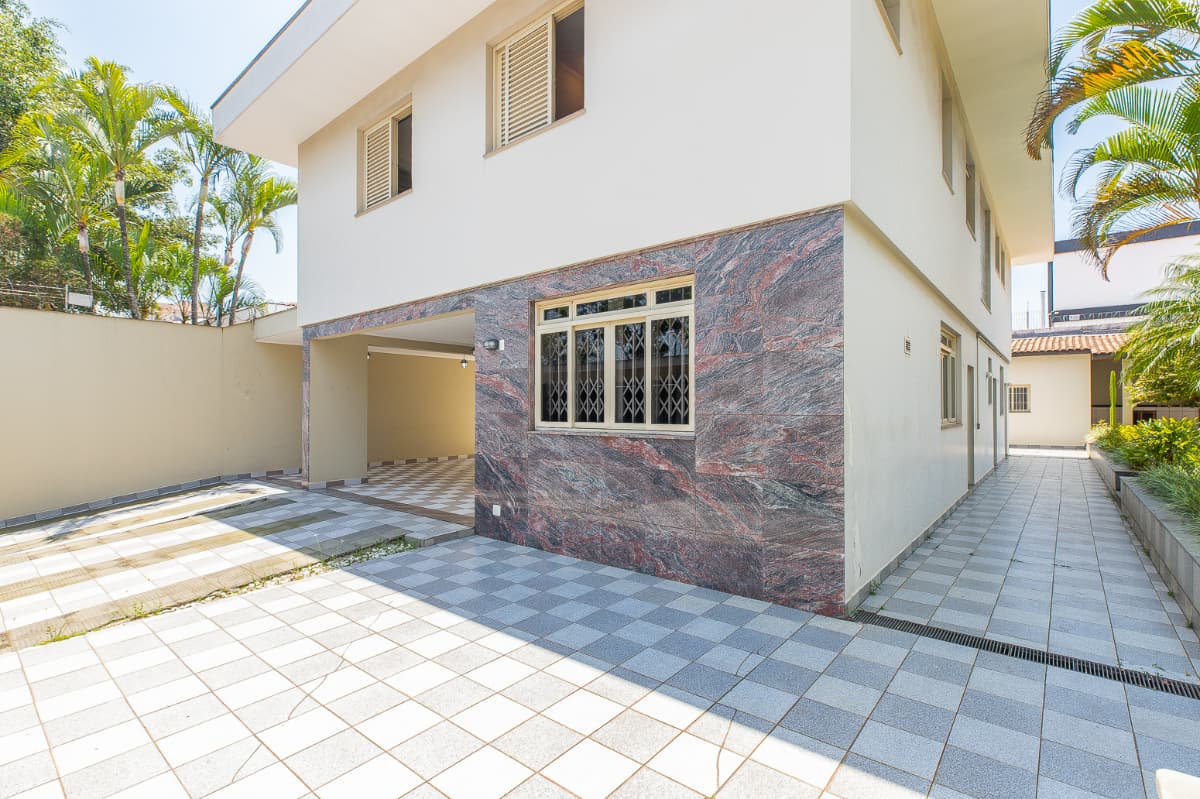 Casa à venda no bairro Planalto Paulista em São Paulo/SP