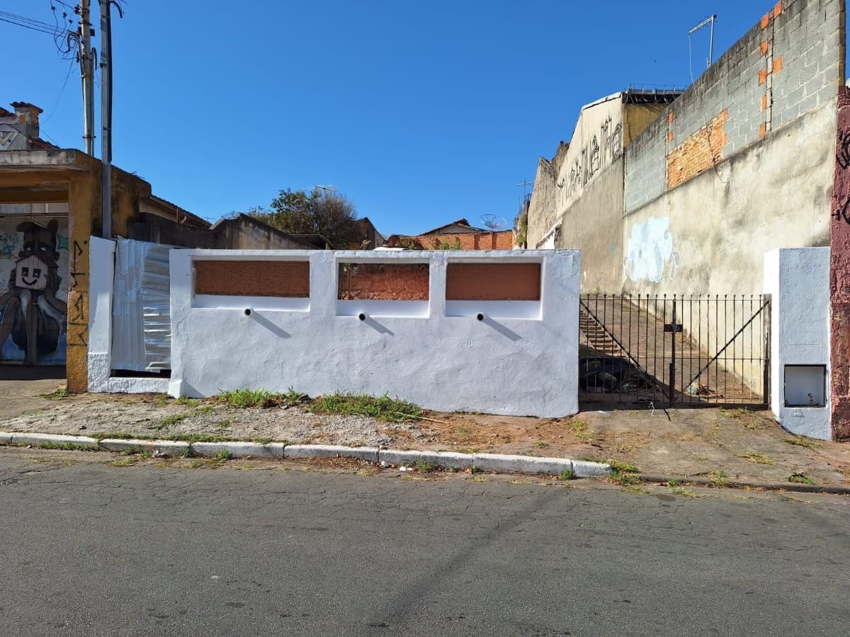 Terreno à venda no bairro Chora Menino em São Paulo/SP