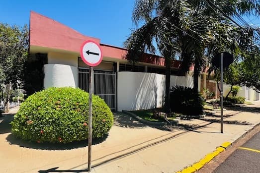 Casa à venda no bairro Jardim Macedo em Ribeirão Preto/SP