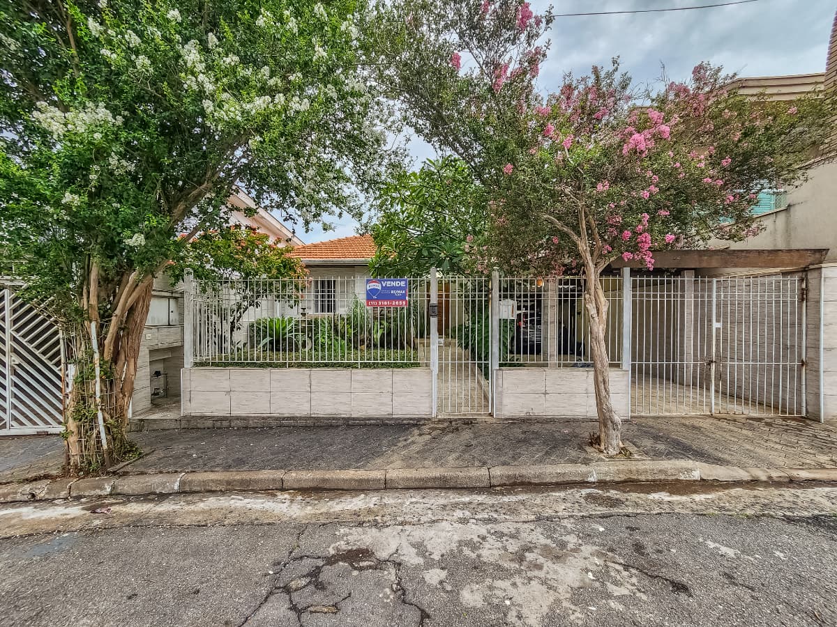 Casa à venda no bairro Chácara Inglesa em São Paulo/SP